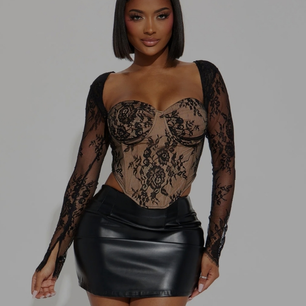 Elegant Black Lace Women's Top